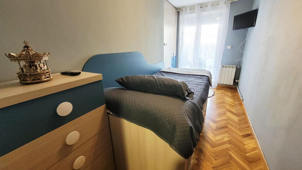 El Hogar De Todos Apartamento Ourense Exterior foto